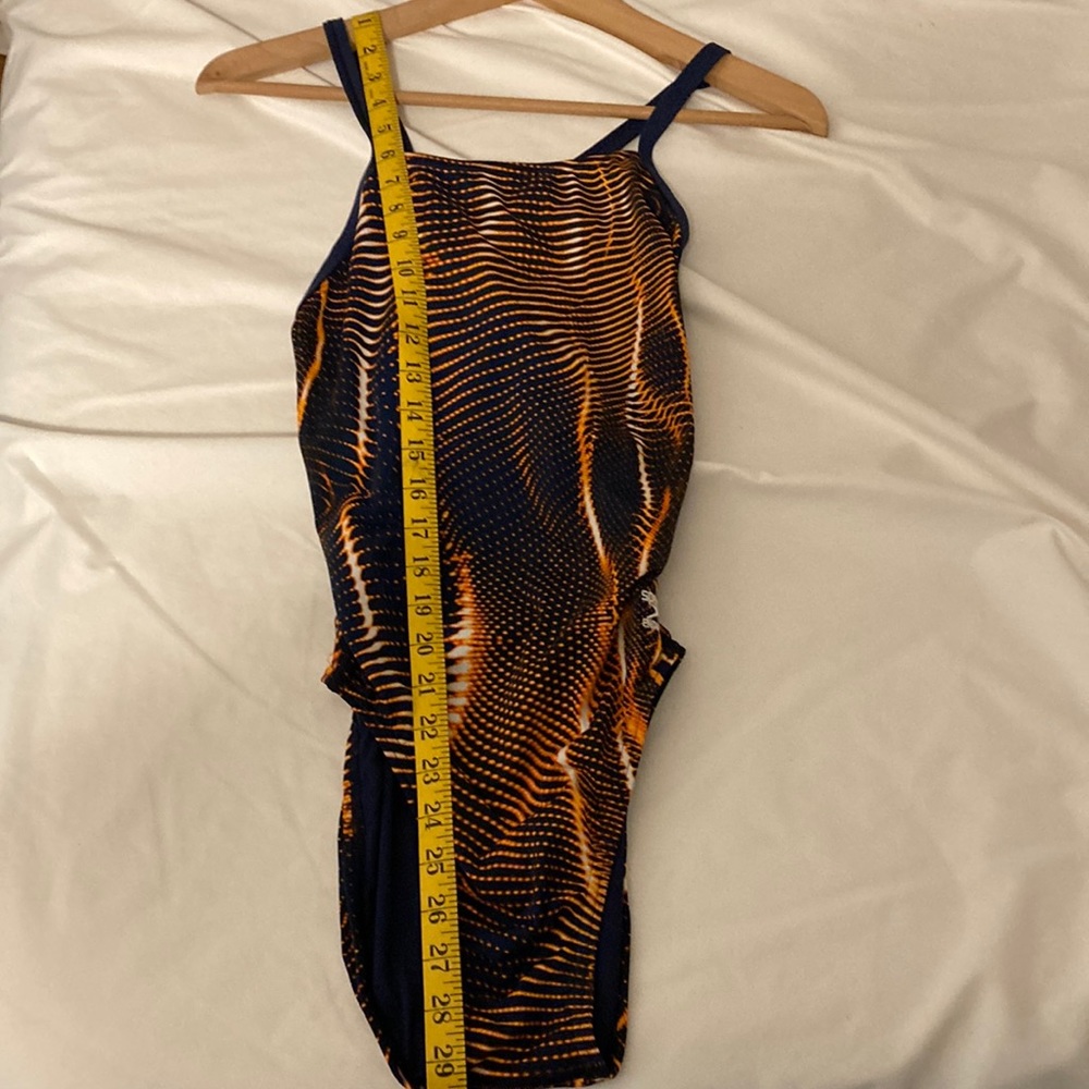 Speedo womens size 34